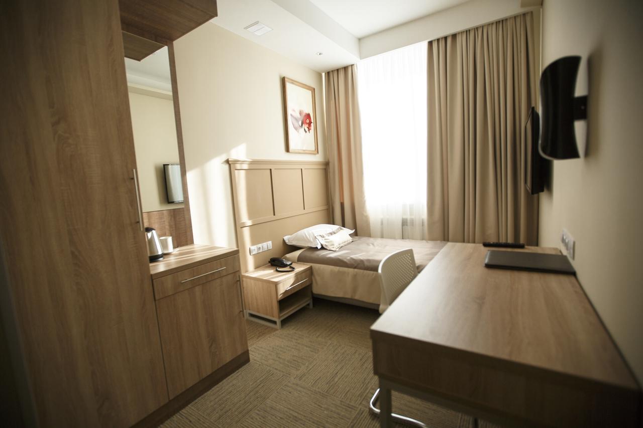 Green Which Hotel بتروبافلوفسك المظهر الخارجي الصورة