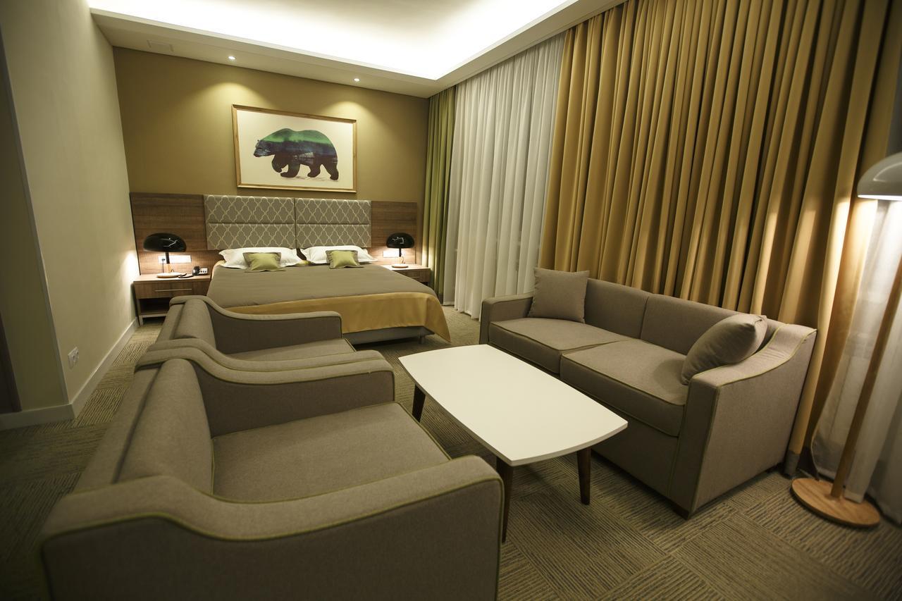 Green Which Hotel بتروبافلوفسك المظهر الخارجي الصورة
